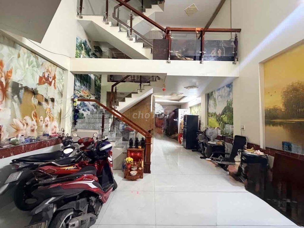 đường xe hơi tránh thông Nguyễn ảnh thủ 60m2 5 tầng Tân Thới Hiệp Q12