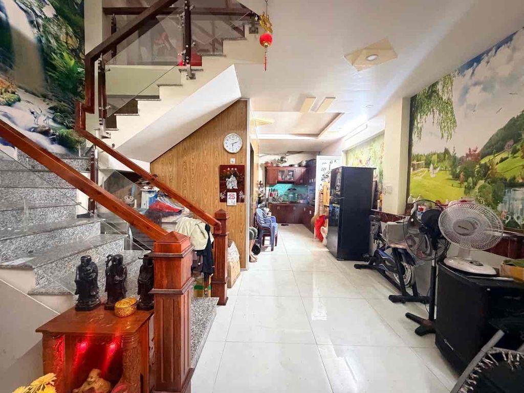 đường xe hơi tránh thông Nguyễn ảnh thủ 60m2 5 tầng Tân Thới Hiệp Q12