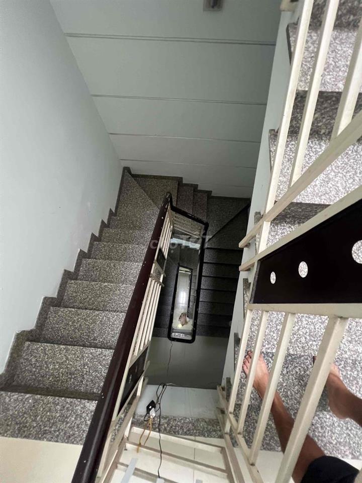 chủ dễ tính cần cho thuê nhà cố đinh.ký dài hạn