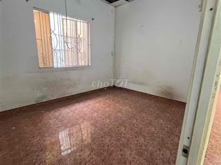 chủ dễ tính cần cho thuê nhà cấp4.sạch đẹp
