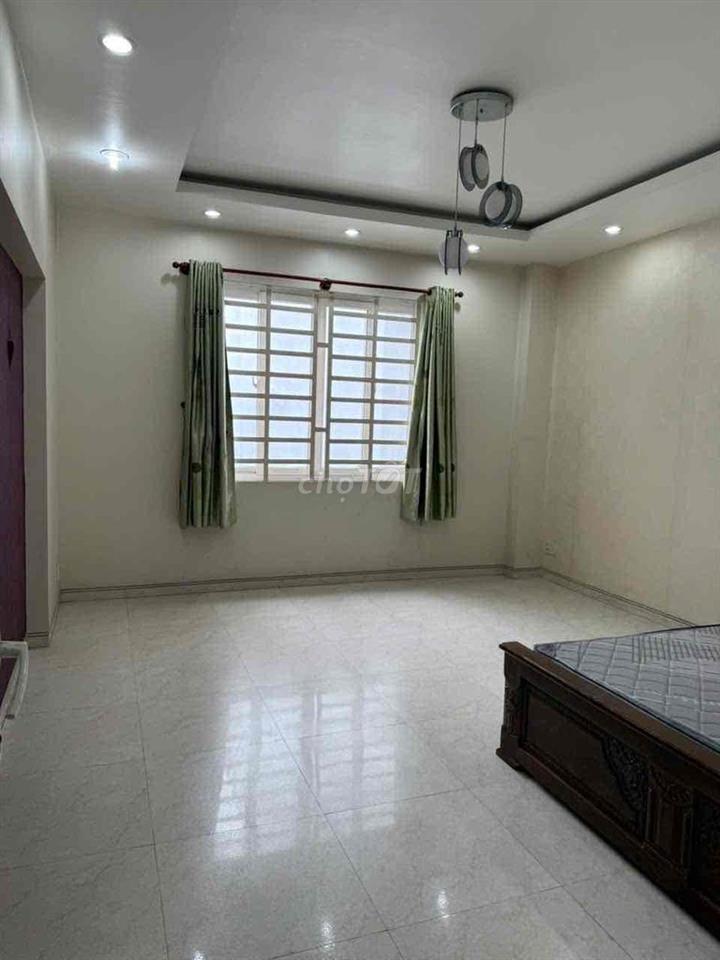 chủ dễ tính cần cho thuê nhà dài hạn