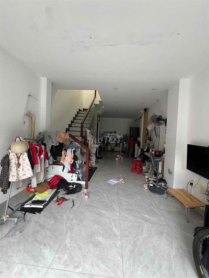chủ dễ tính cần cho thuê nhà cố định lâu dài