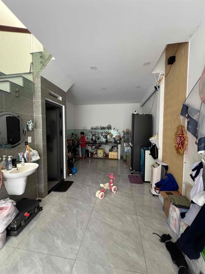 chủ dễ tính cần cho thuê nhà cố định lâu dài