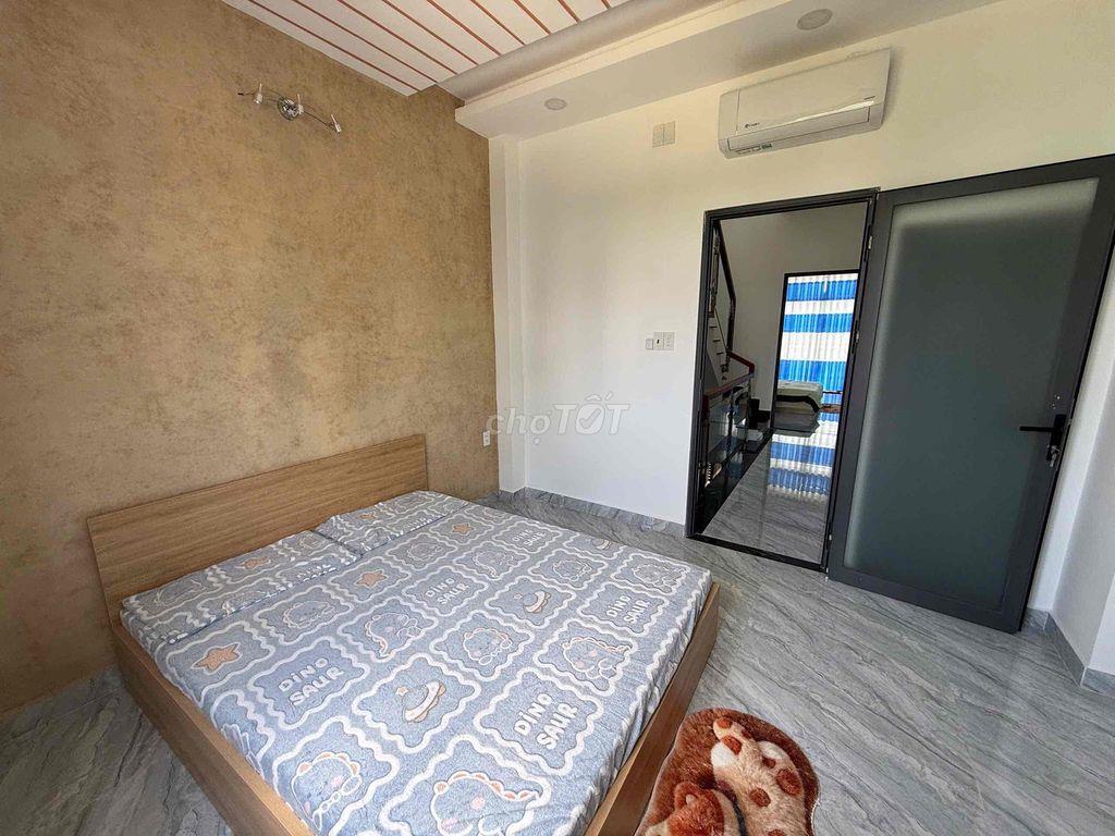 Mặt Tiền 4x20 ngay Siêu Thị Mega Q12, hoa hồng cao.