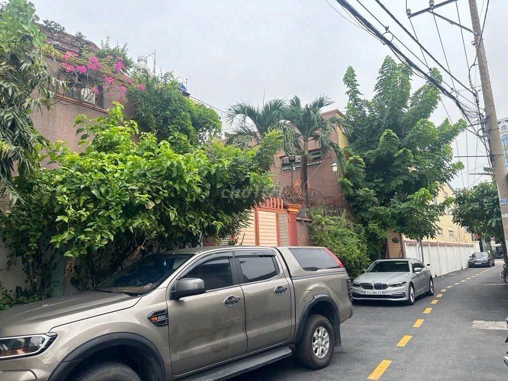 Nhà đẹp 4,5x14m 3 lầu Lê Văn Khương, Q12