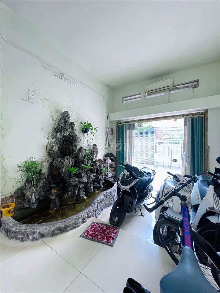 NHÀ ĐẸP 3,7X20M 4 LẦU MT Ô TÔ 6M NGUYỄN VĂN QUÁ – Q12