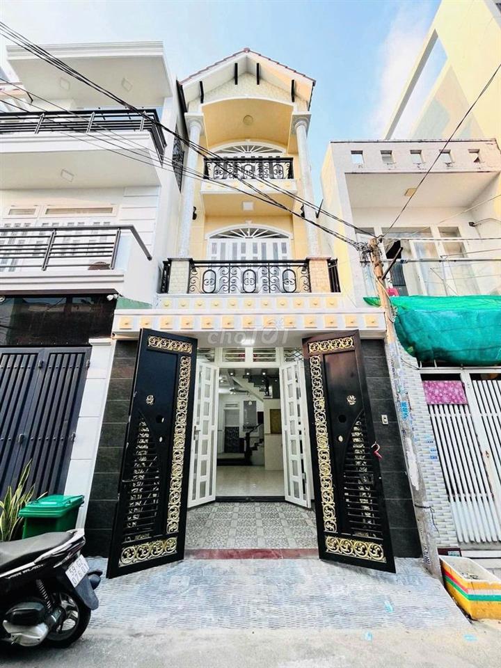 NHÀ ĐẸP 3,7X20M 4 LẦU MT Ô TÔ 6M NGUYỄN VĂN QUÁ – Q12