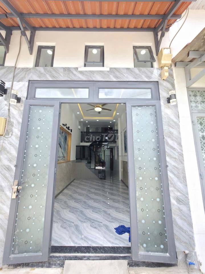 NHÀ 1 TRỆT 1 LỬNG, LÊ VĂN KHƯƠNG, Q12 1 tỷ 350