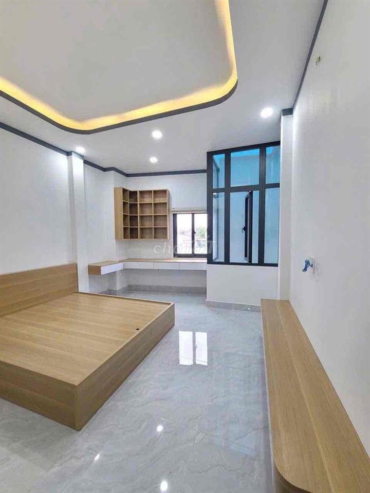Bán gấp nhà trả nợ