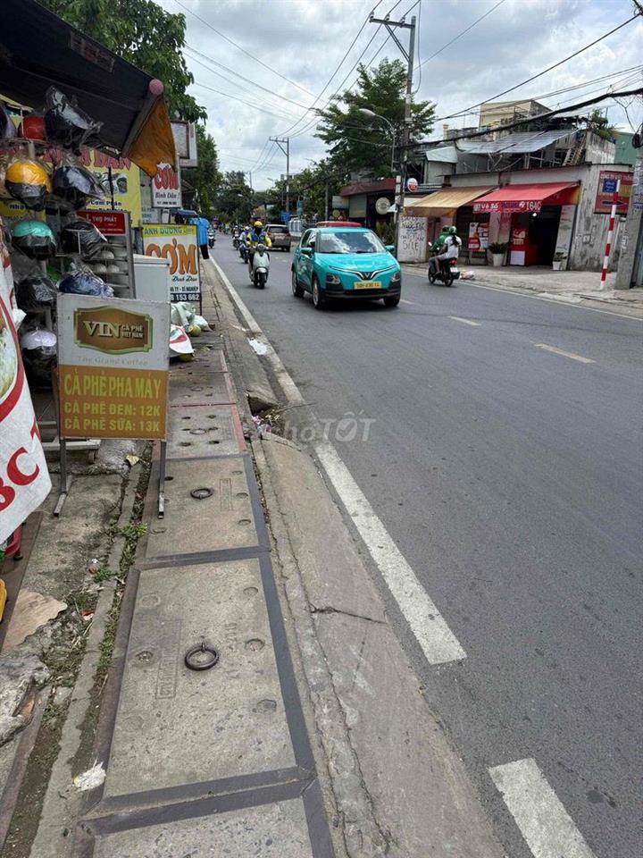 Bán gấp nhà trả nợ