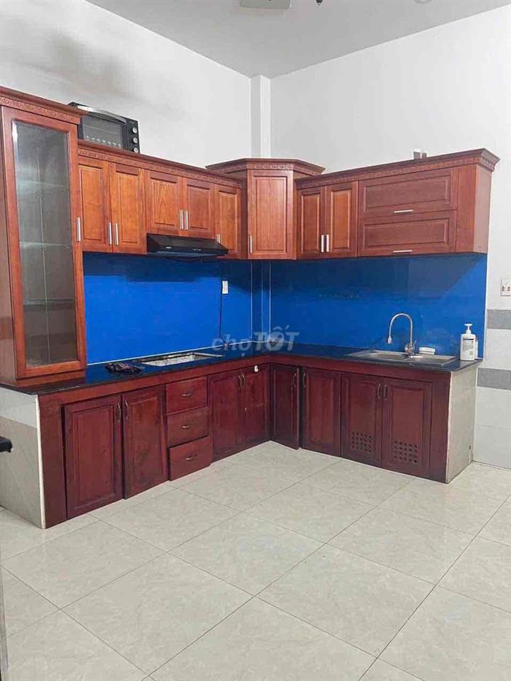 cần bán nhà hẻm xe hơi gần tiện ích
