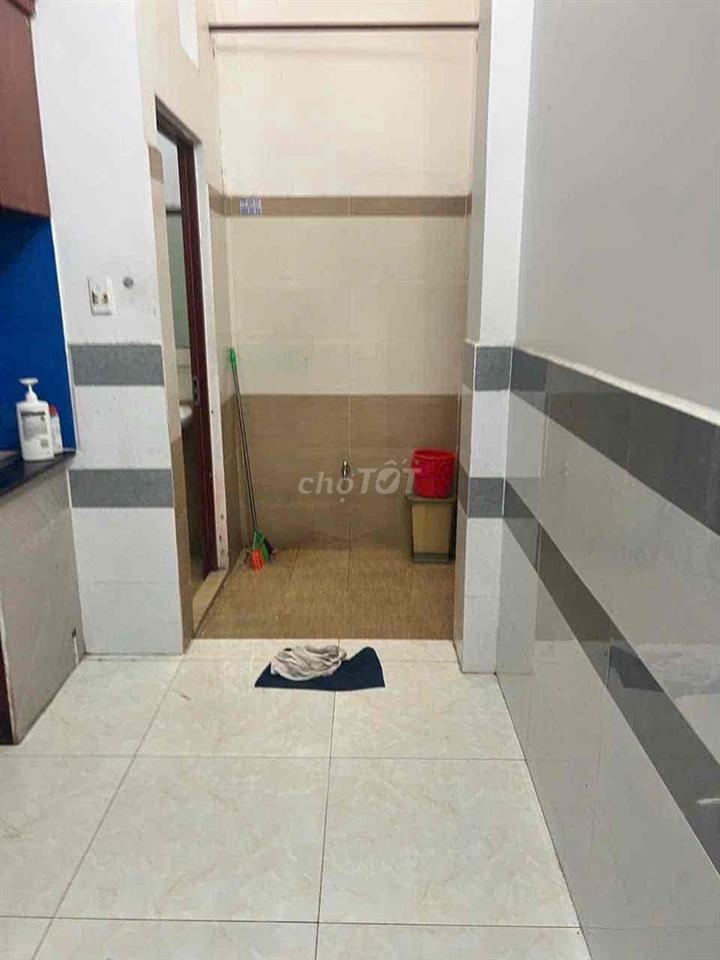 cần bán nhà hẻm xe hơi gần tiện ích
