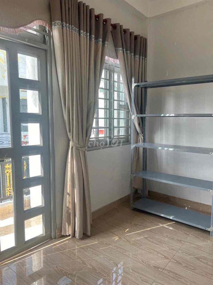 cần bán nhà hẻm xe hơi gần tiện ích