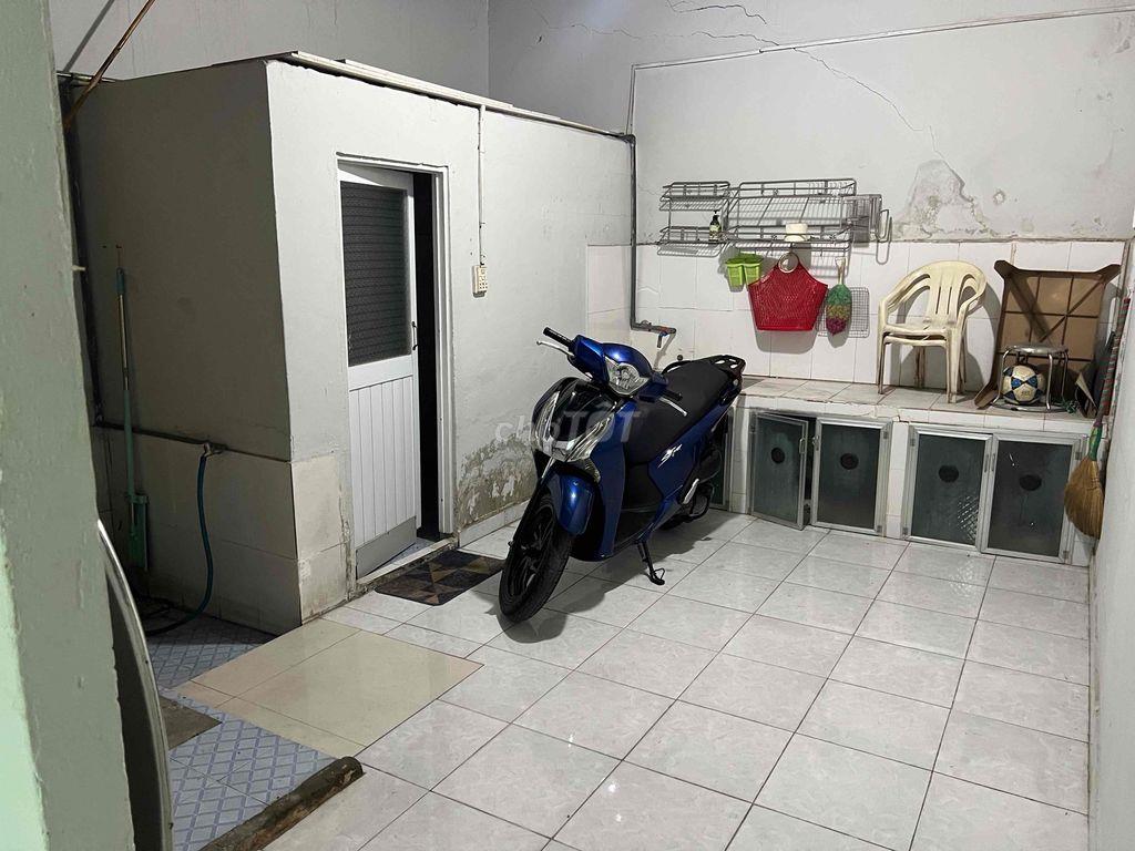 Cần bán nhà cấp 4 Quận 12