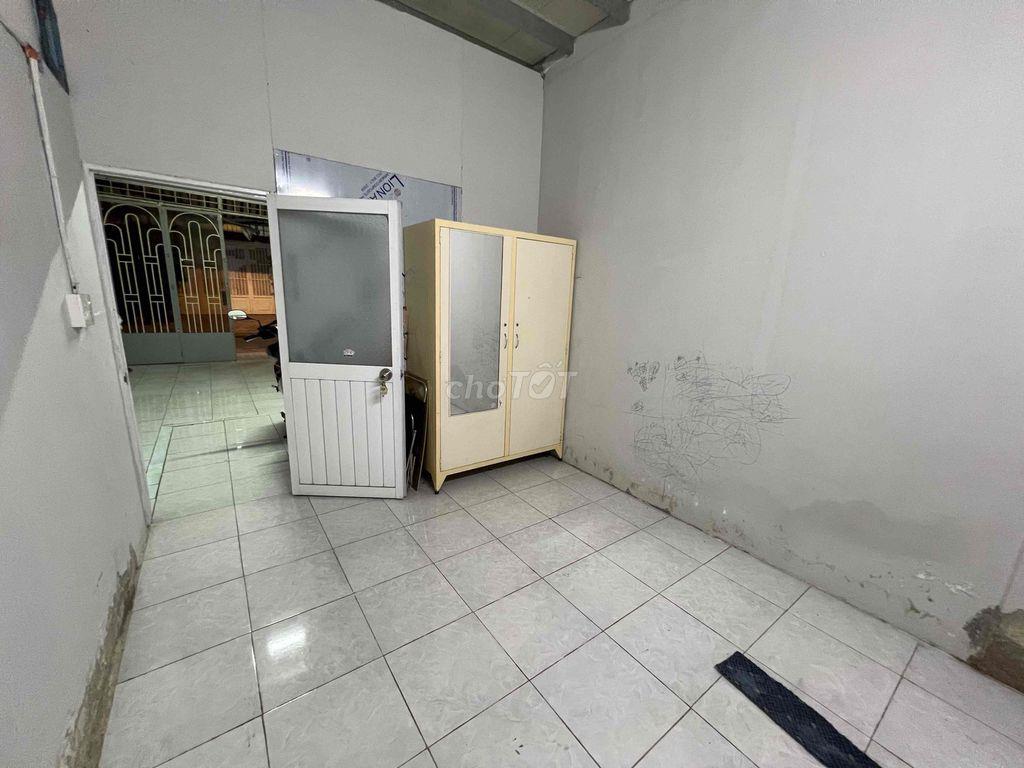 Cần bán nhà cấp 4 Quận 12