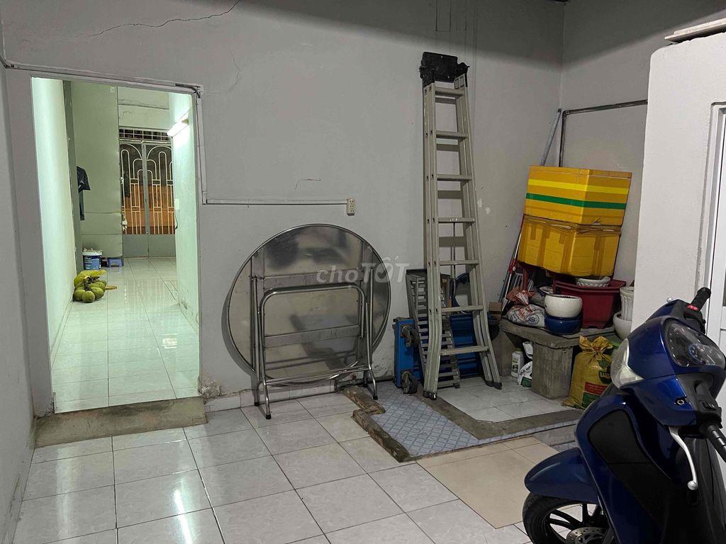 Cần bán nhà cấp 4 Quận 12