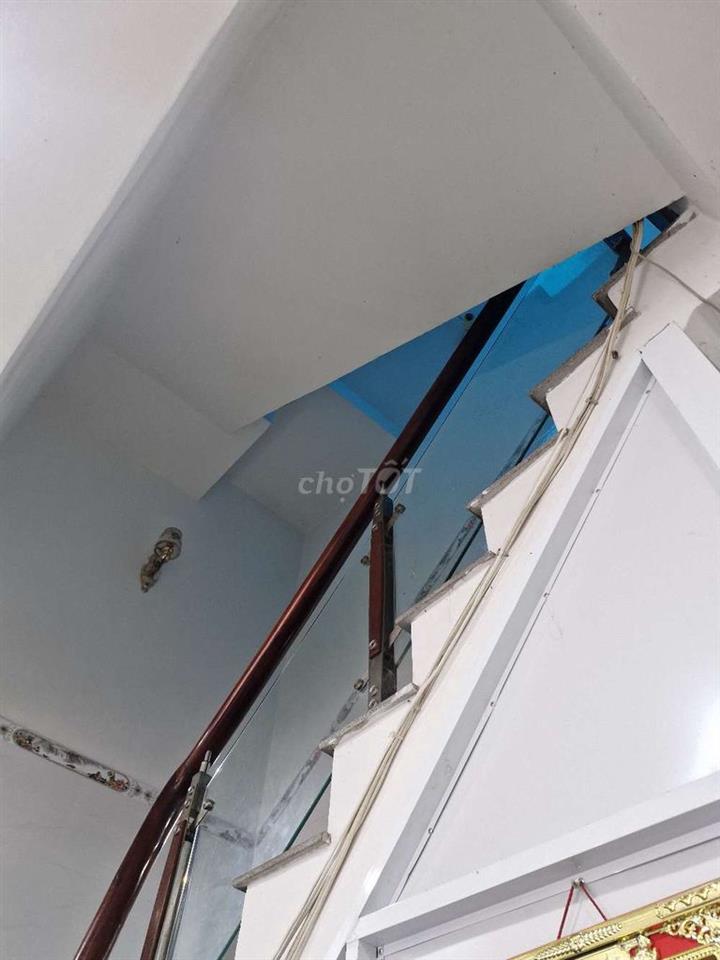 nhà sổ hồng riêng, chính chủ,đã hoàn công,Đường xe tải 10 tấn cần bán 