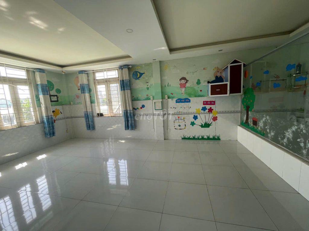 Nhà, Đất đi định cư nước ngoài cần bán (Chính chủ)