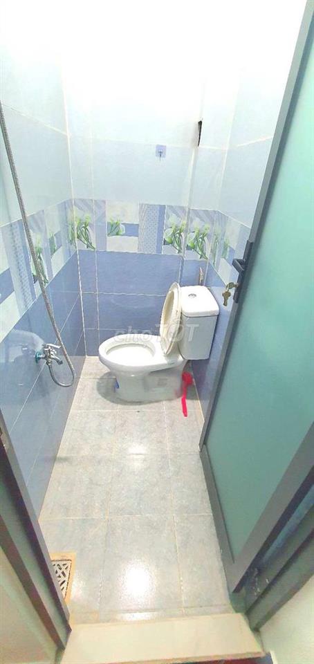 Bán nhà Q12 ,Hẻm Xe Oto Vào Thoải Mái, Xe Đậu Ngay Nhà