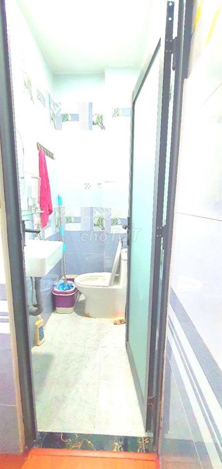 Bán nhà Q12 ,Hẻm Xe Oto Vào Thoải Mái, Xe Đậu Ngay Nhà