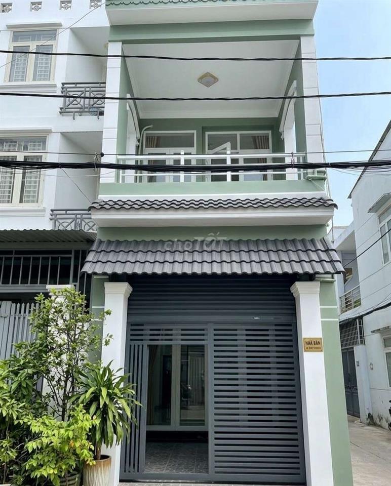 Nhà Bán Hẻm Xe Hơi Đậu Ngay Cửa