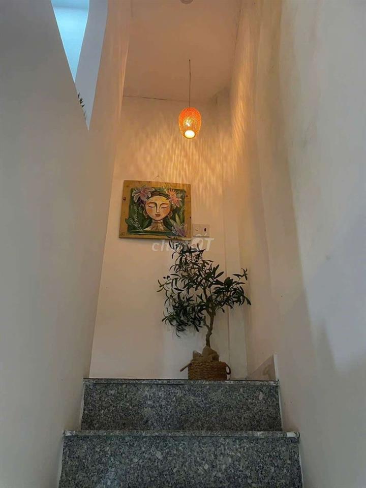Nhà nhỏ có võ, Sổ riêng, 6 x 4 trệt lầu