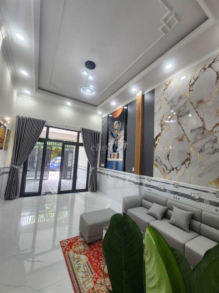Bán nhà 4 x 20 Mặt tiền đường 10m thông, Shr, Q12
