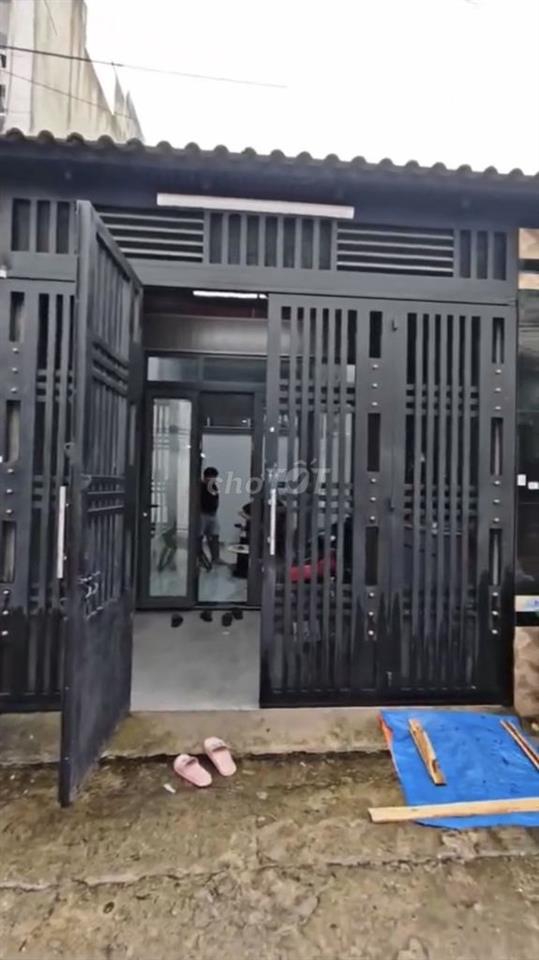 BÁN NHÀ GẦN NGÃ BA ĐÔNG QUANG