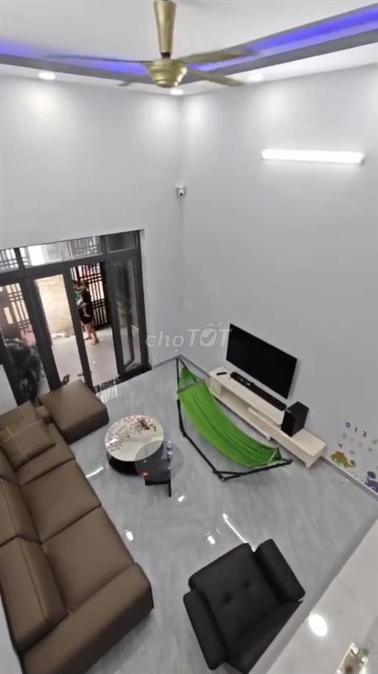 BÁN NHÀ GẦN NGÃ BA ĐÔNG QUANG