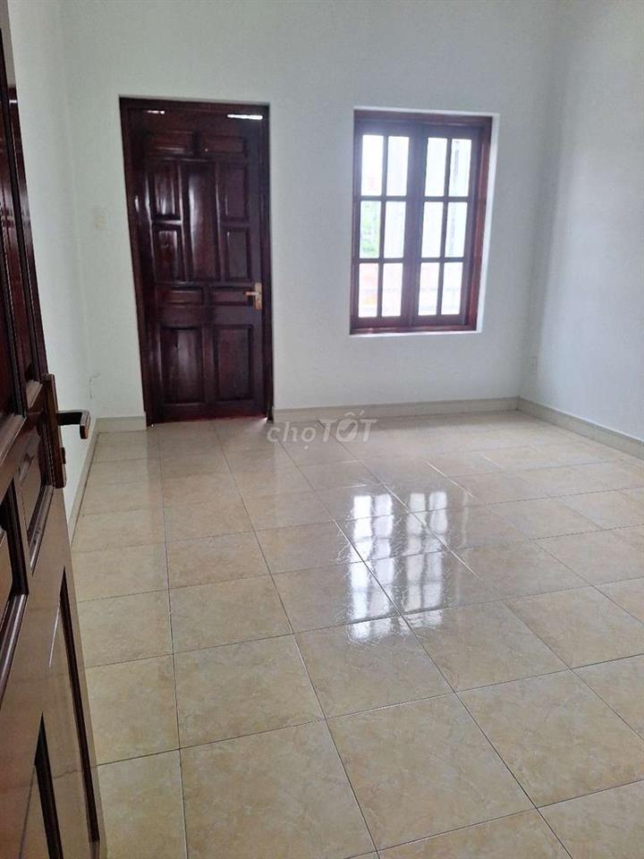 q12 nhà giá rẻ thơm