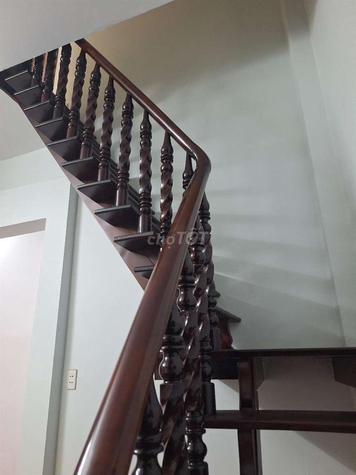 q12 nhà giá rẻ thơm