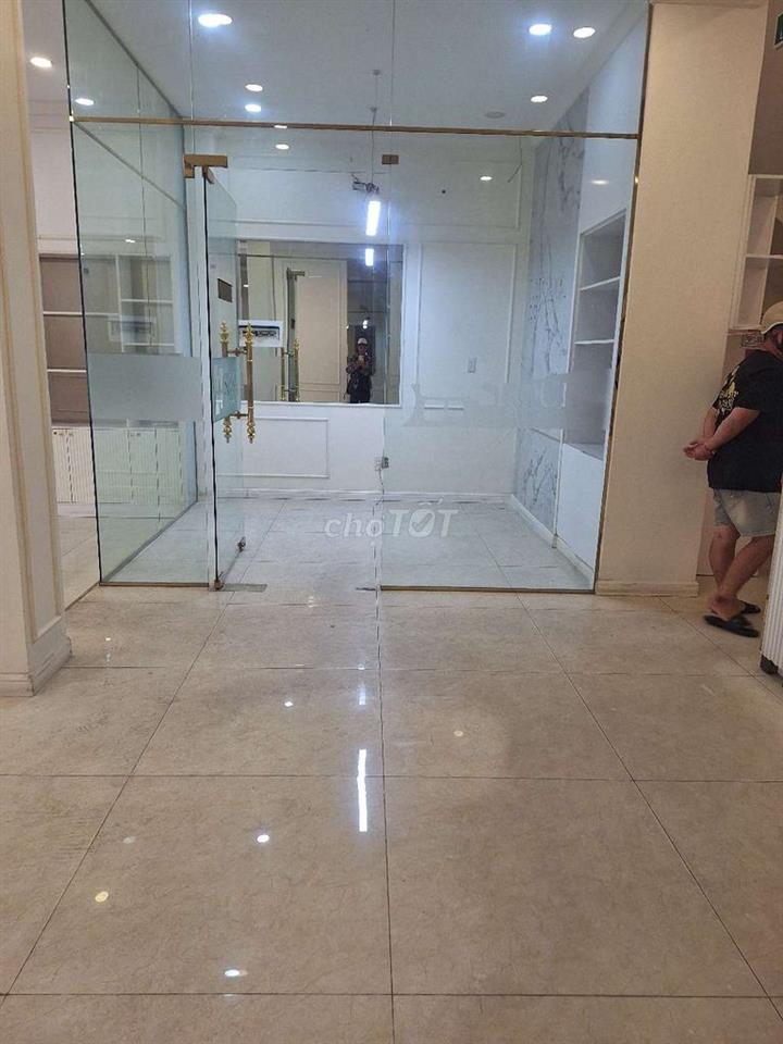 NHÀ 8×22  MT TÔ KÝ. 2 LẦU