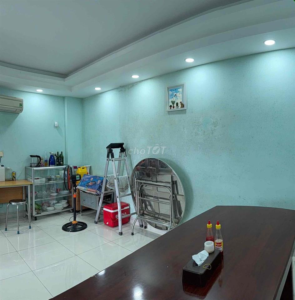 nhà phố cư xá Phú Thọ Hoà