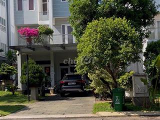 Biệt thự cao cấp nơi ở của doanh nhânh và triệu phú