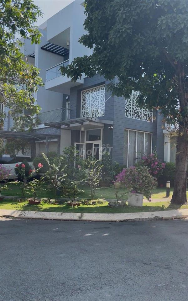 Biệt thự cao cấp nơi ở của doanh nhânh và triệu phú