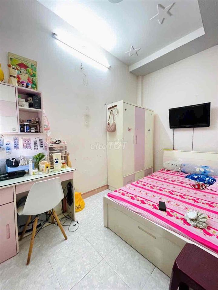 Chỉ 2T4 còn thương lượng-Gần Bệnh việnQ12-Hẻm xe tải