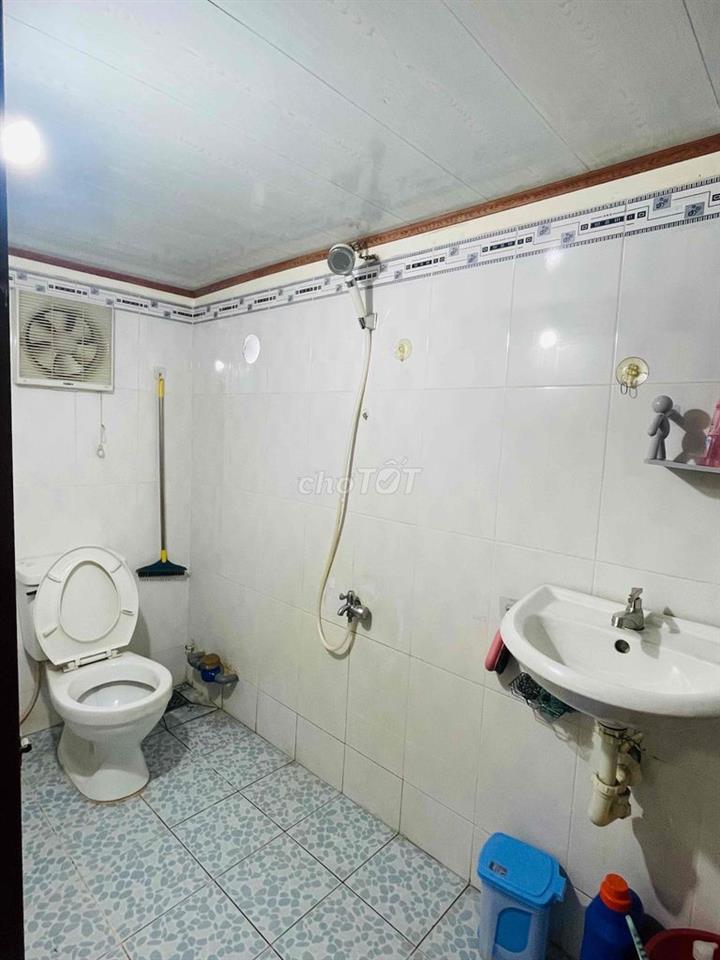phòng trọ Nguyễn Văn Quá