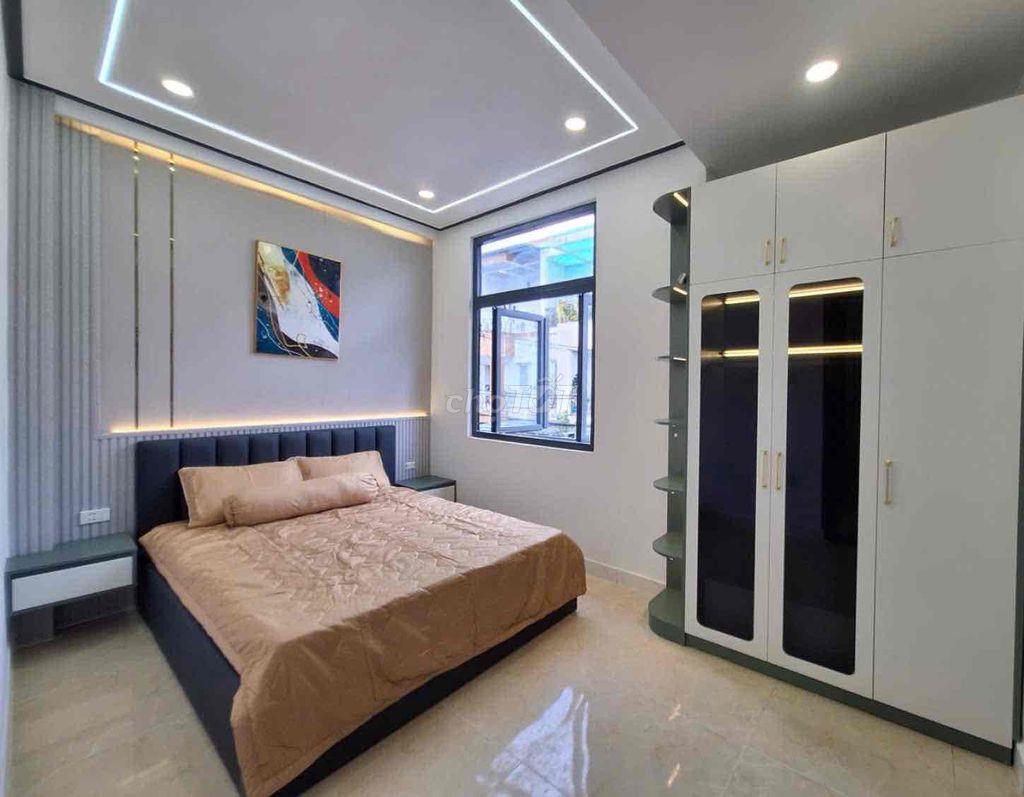 Nhà 2 lầu thông kinh doanh Tô Ngọc Vân