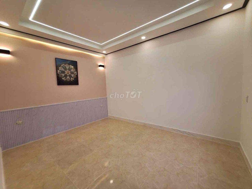 Nhà 2 lầu thông kinh doanh Tô Ngọc Vân
