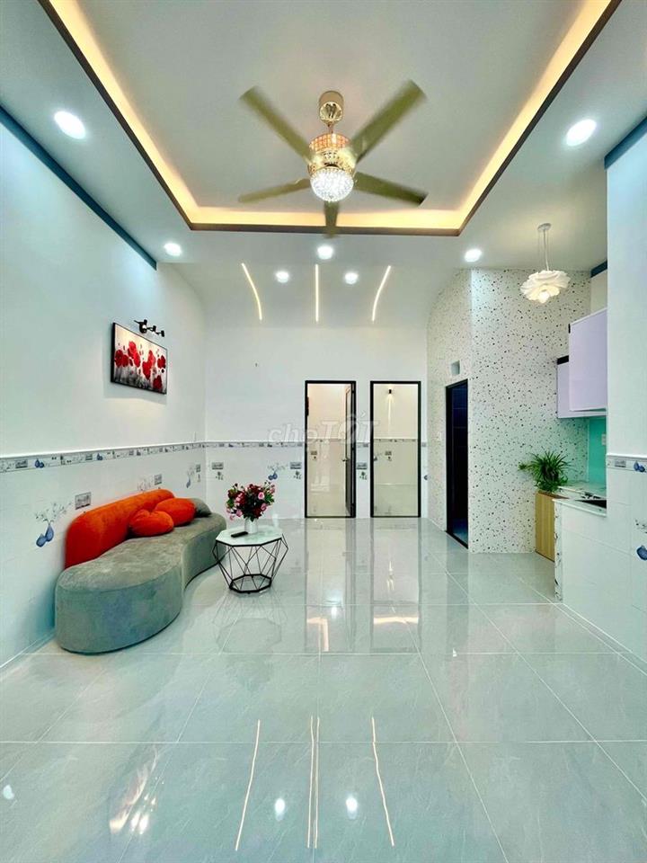 Nhà đẹp thông xe hơi Thạnh Xuân 24