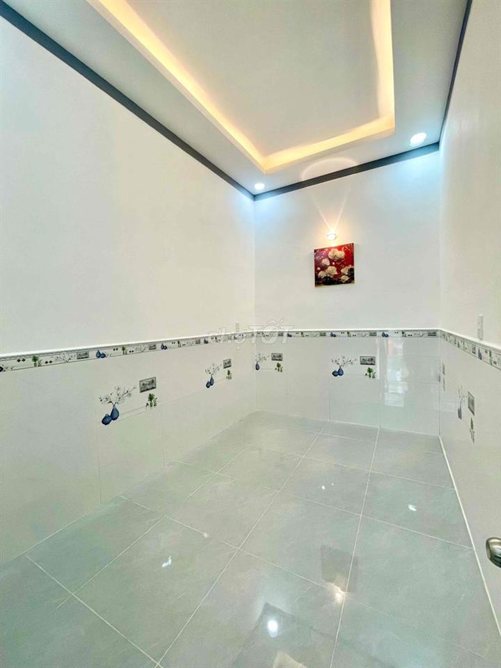 Nhà đẹp thông xe hơi Thạnh Xuân 24