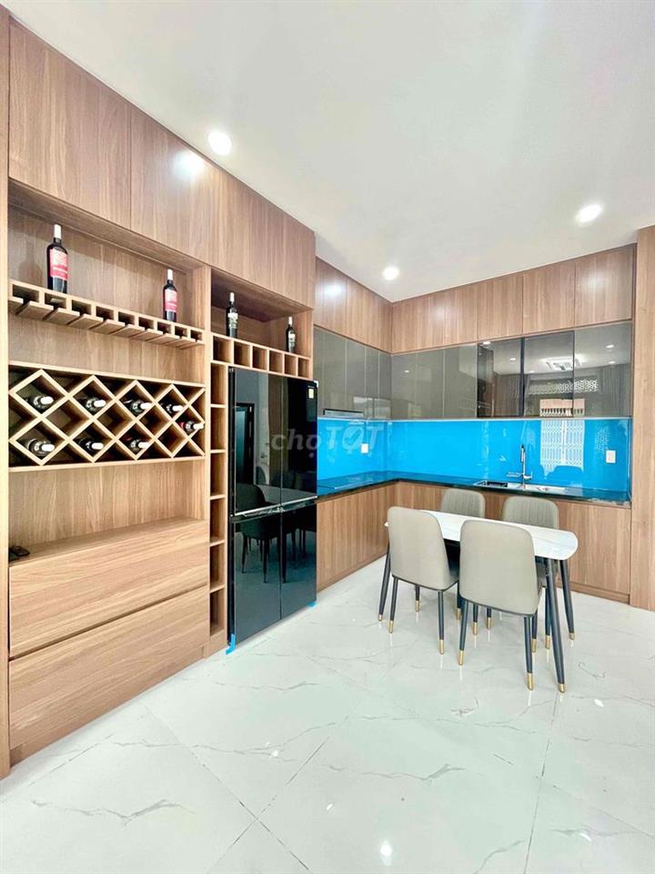 Nhà 1/ ngắn đường thông xe tải Thạnh Xuân 22