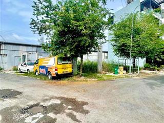Lô góc mặt tiền Thạnh Lộc 15