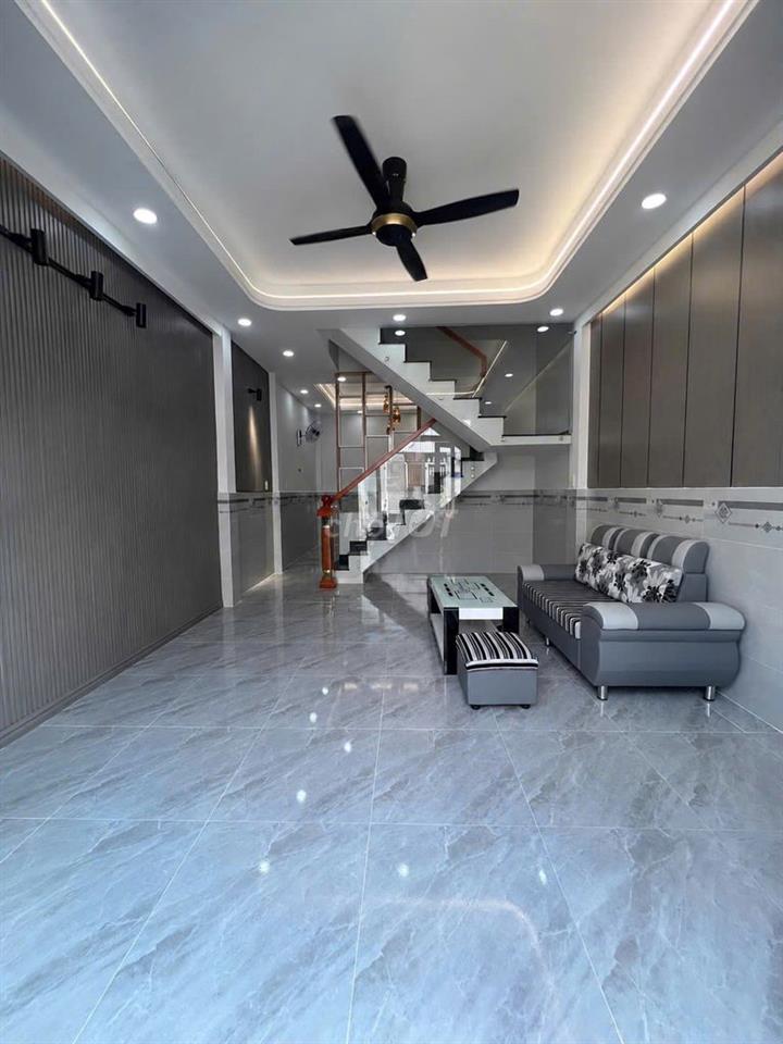 NHÀ ĐẸP XÂY MỚI LÊ VĂN KHƯƠNG, CÁCH CHỢ THIẾC 200M !!!