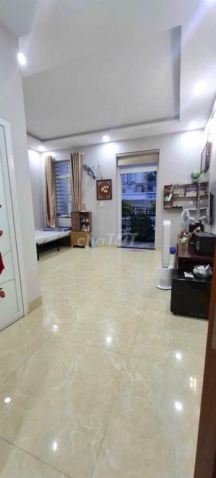 BÁN NHÀ PHỐ ĐÚC 5 LẦU ĐẸP PHƯỜNG TÂN CHÁNH HIỆP QUẬN 12