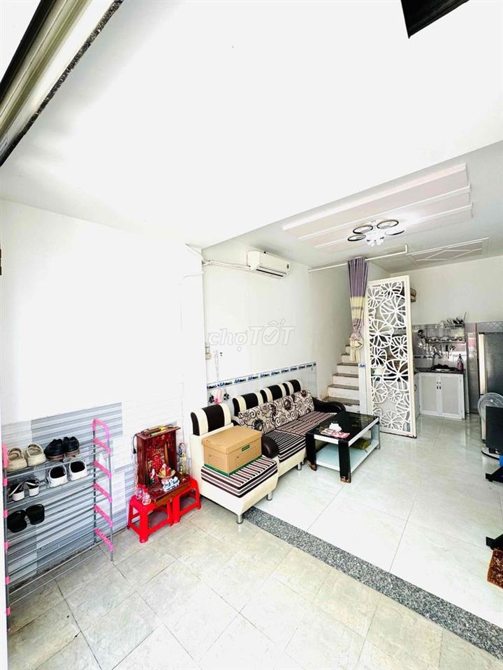 Bán nhà đẹp quận 12 giá tốt!