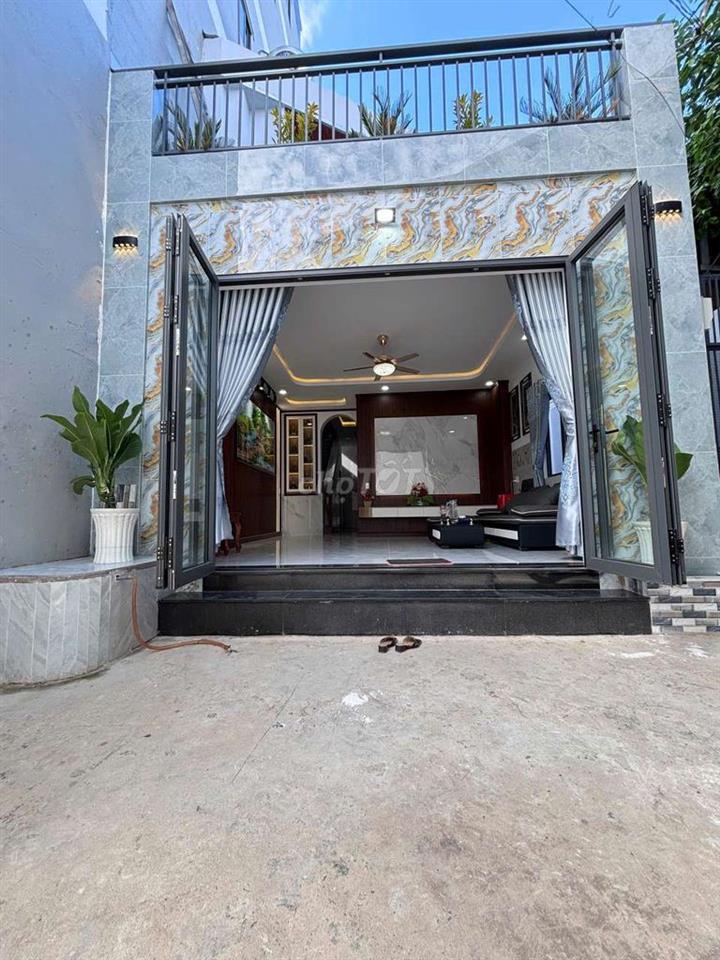 Nhà mới huỳnh thị hai
