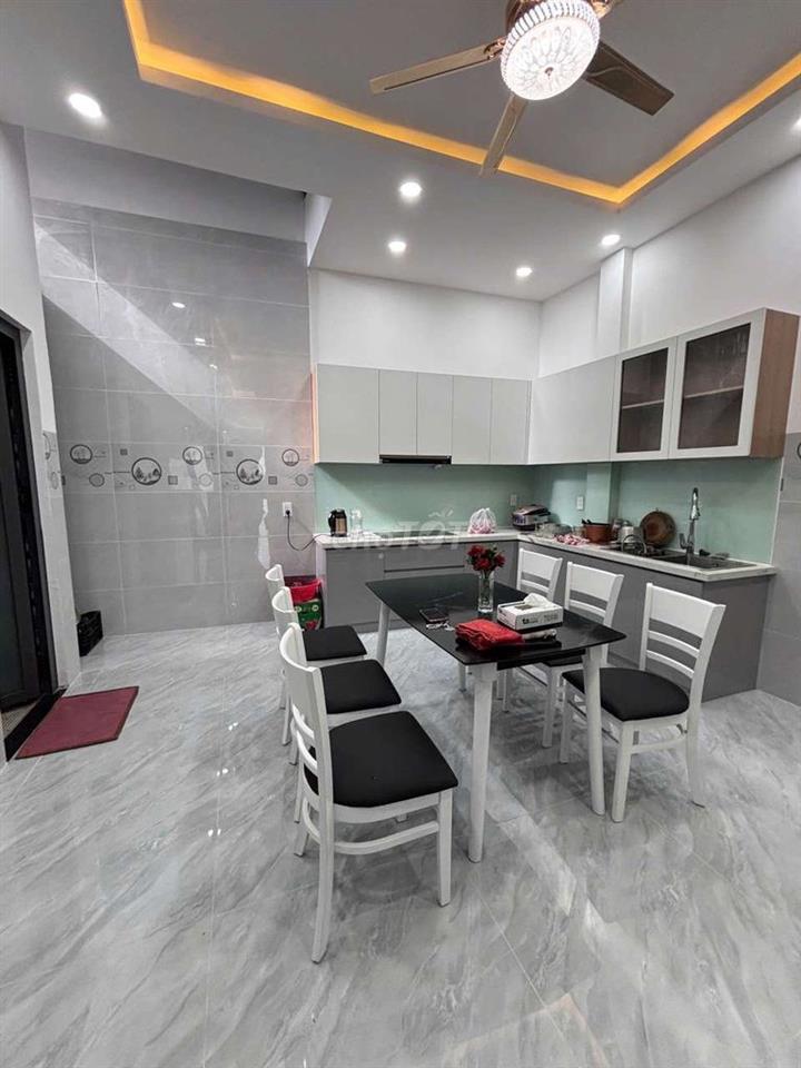 Nhà mới huỳnh thị hai