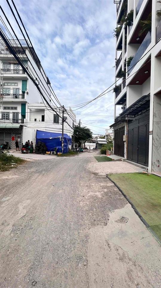 hơn 7 đồng có căn mặ tiền-vừa ở vừa kdbuon bán-dg 8m thông.quận 12