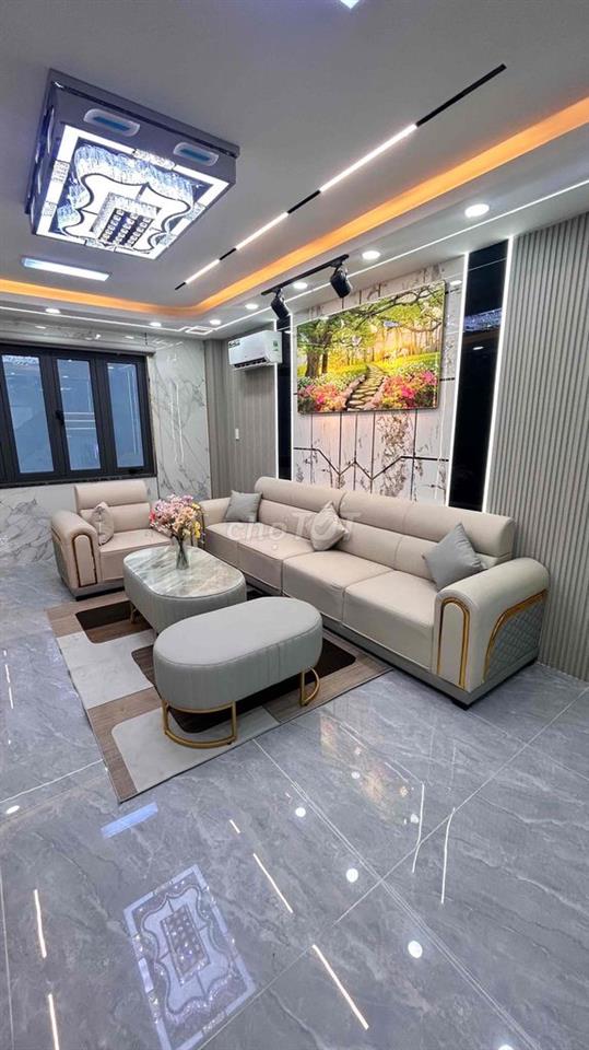 hơn 7 đồng có căn mặ tiền-vừa ở vừa kdbuon bán-dg 8m thông.quận 12